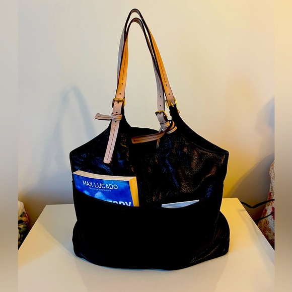 Michael Kors Black Leather Tote Bag with multi compartments - Picture 1 of 5